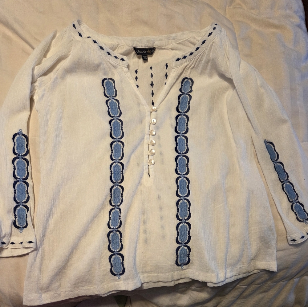 Chico's White and Blue Embroidered Women's Top